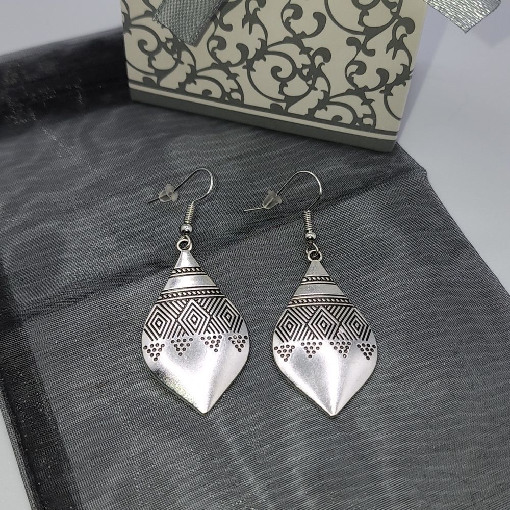 Boho Silver Color earrings - Picture 3 of 4